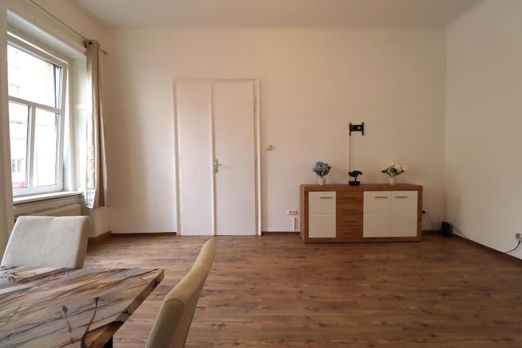 Default Tabor 57 Apartamento